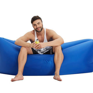 THE HANGOUT BAG