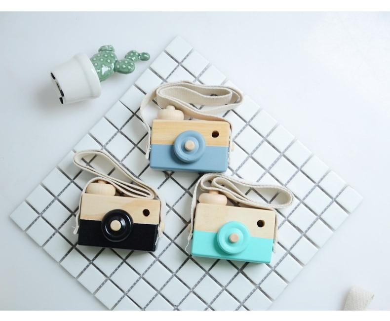 Cute Wooden Camera Toy